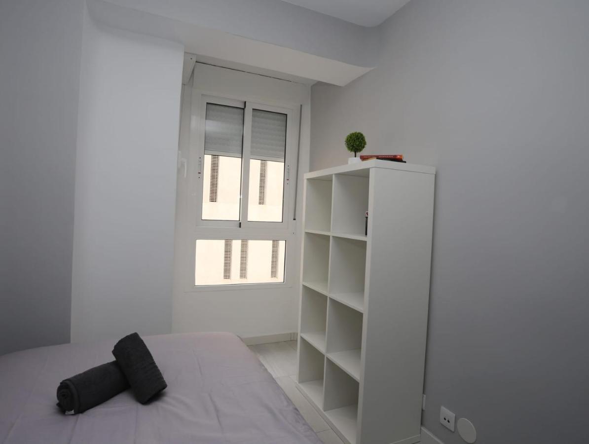 Apartamentos Navas Gam Alicante Bagian luar foto
